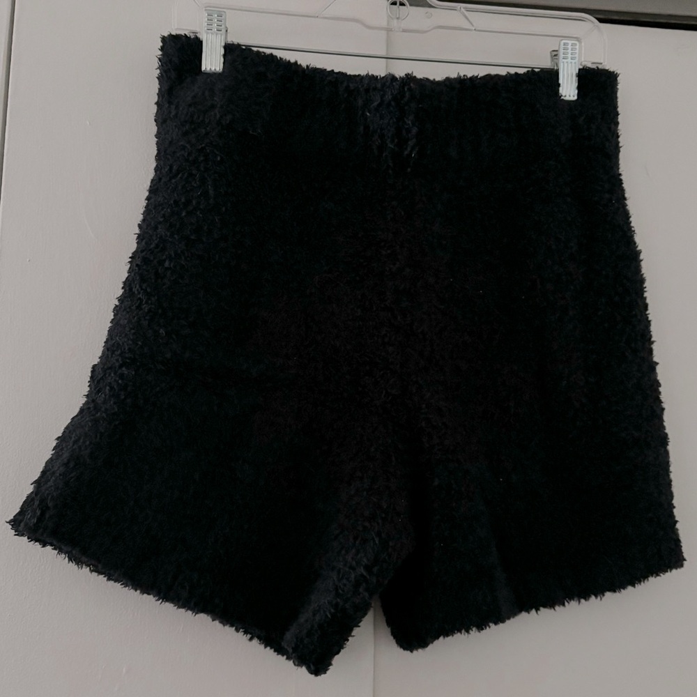 NWOT SKIMS black Cozy Collection knit shorts